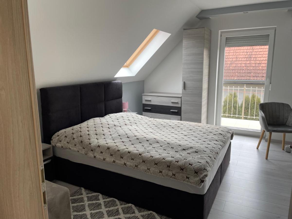 Jasmin Apartment House Vonyarcvashegy Zewnętrze zdjęcie