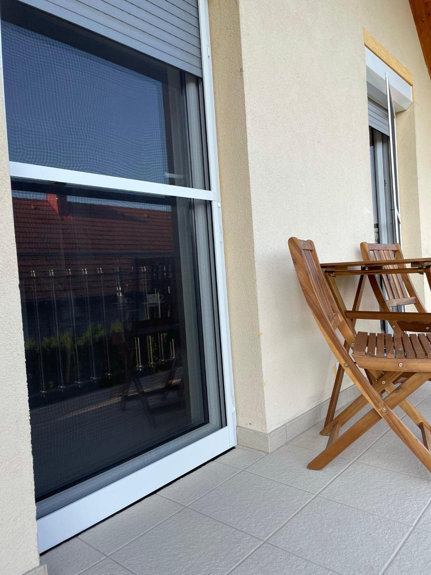 Jasmin Apartment House Vonyarcvashegy Zewnętrze zdjęcie