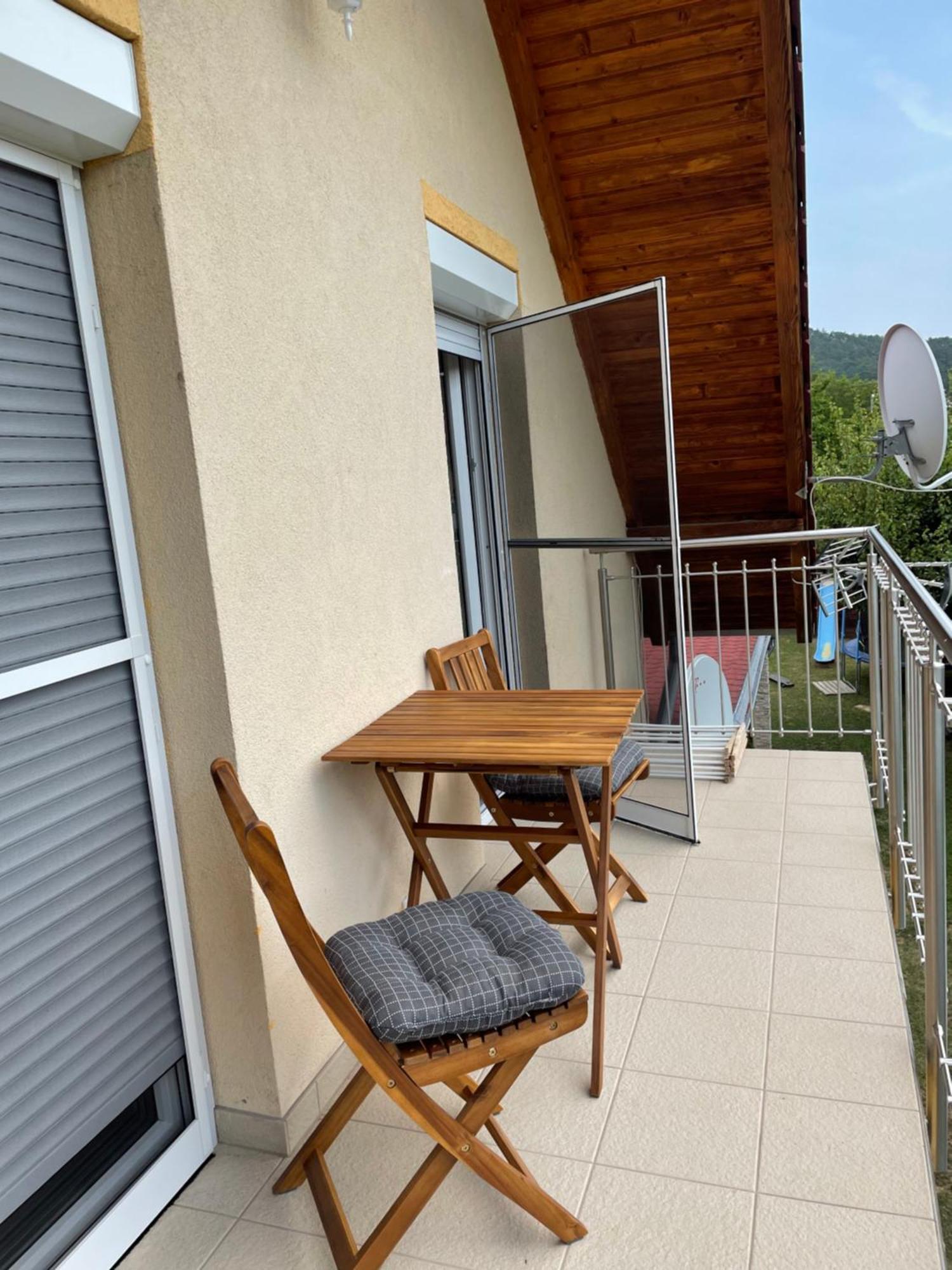 Jasmin Apartment House Vonyarcvashegy Zewnętrze zdjęcie